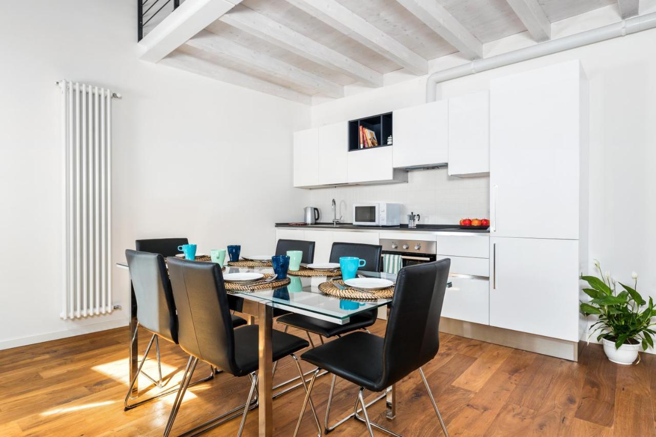 ונציה Guggenheim Luxury Suites By Bricola Apartments מראה חיצוני תמונה