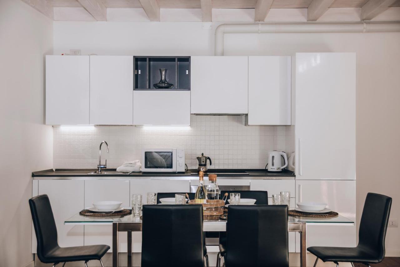 ונציה Guggenheim Luxury Suites By Bricola Apartments מראה חיצוני תמונה
