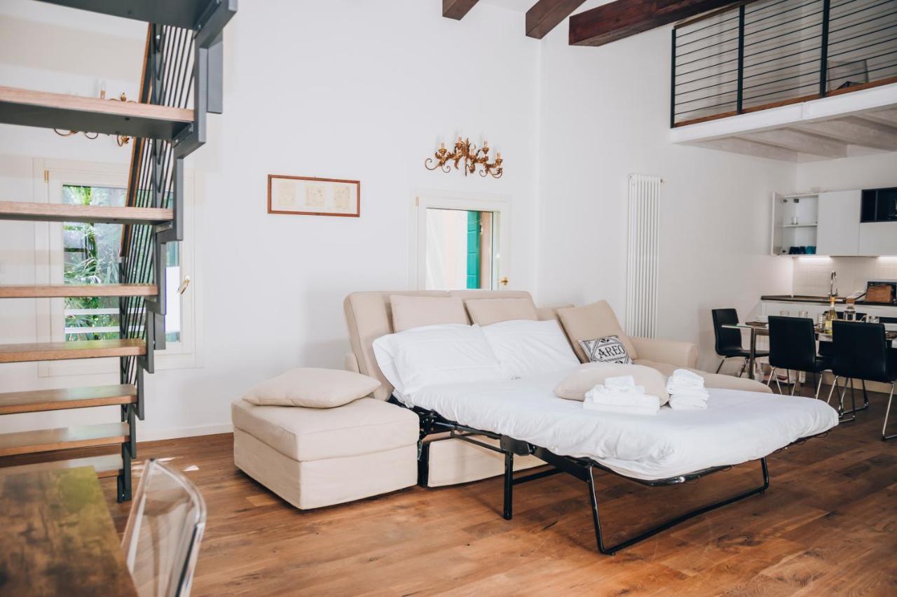 ונציה Guggenheim Luxury Suites By Bricola Apartments מראה חיצוני תמונה