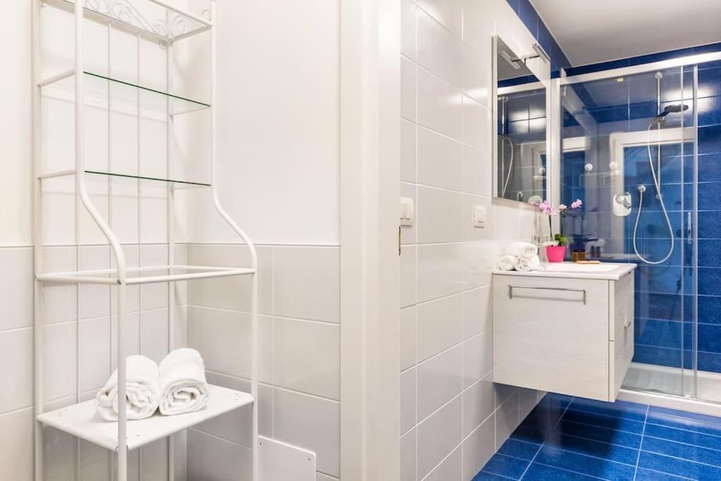 ונציה Guggenheim Luxury Suites By Bricola Apartments מראה חיצוני תמונה